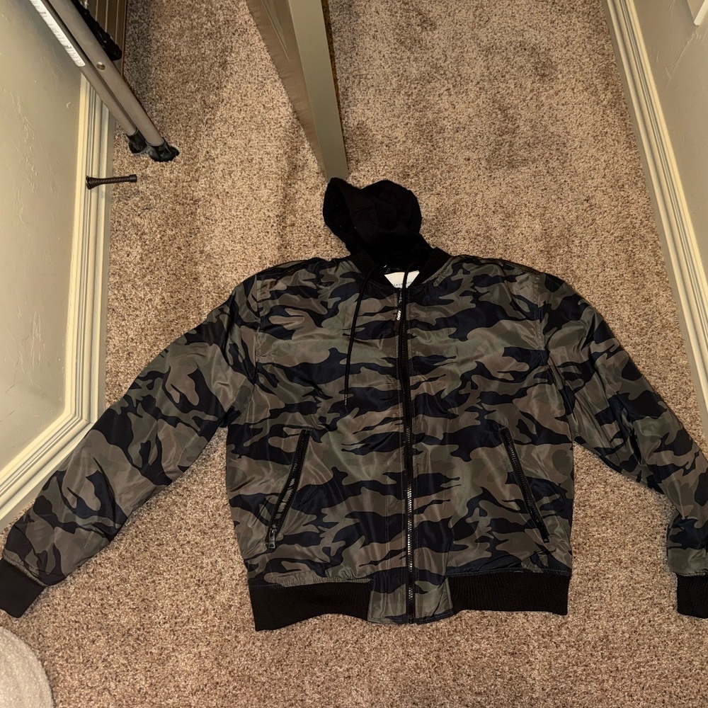 Aerpostale Camo Hooded Puffer Jacket